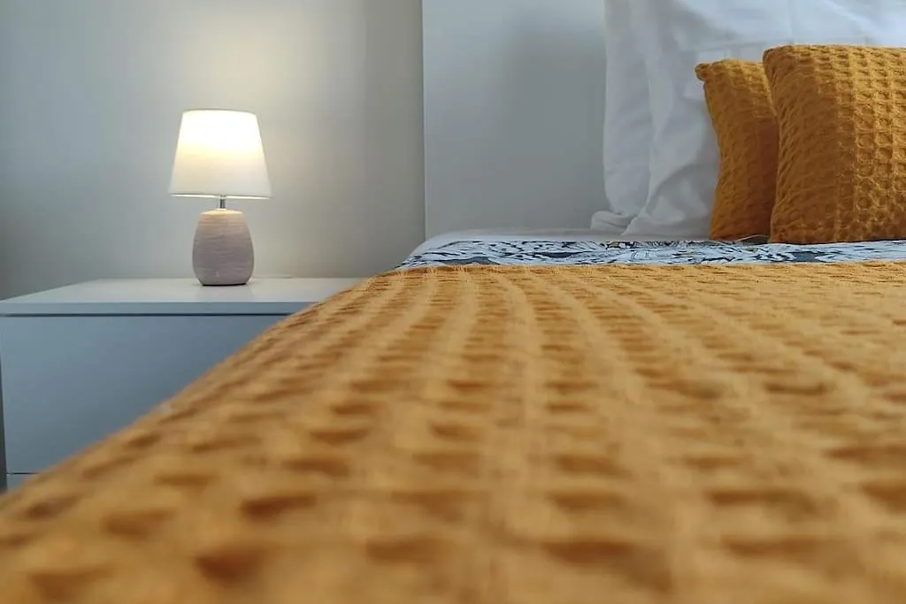 Апартаменты Comfy Apt In The Heart Of Ponta Do Sol Португалия